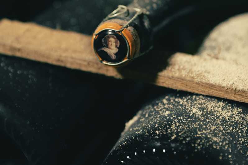 Reims: Veuve Clicquot and Family-Run Winery Day Tour & Lunch - Entering the Heart of Champagne: The Veuve Clicquot Experience