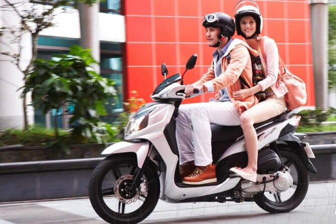Rent a Scooter 125 cc in Maspalomas and Playa del Ingles : Visit Gran Canaria - FAQs About the Gran Canaria Scooter Rental