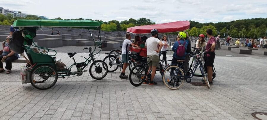 Rickshaw shared Guide Tour in small groups - The Itinerary: A Well-Rounded Tour of Berlin