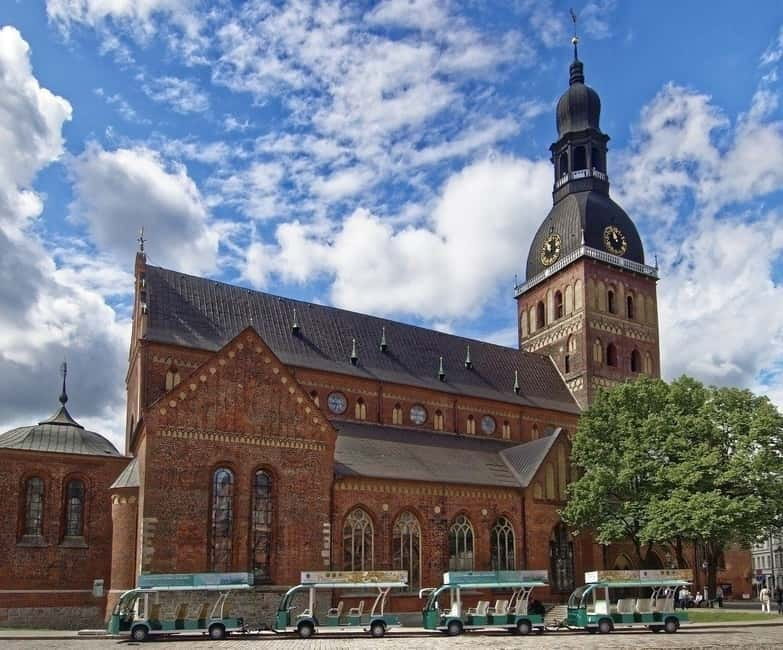 Riga Private Guided Tour - Exploring Riga’s Architectural Gems