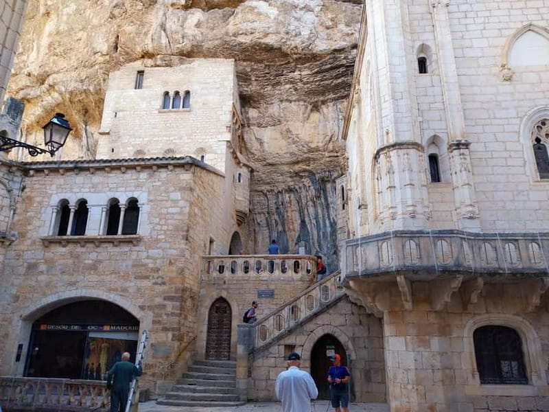 Rocamadour : Visit with a guide - Walking the Path of the Cross & Pilgrim History