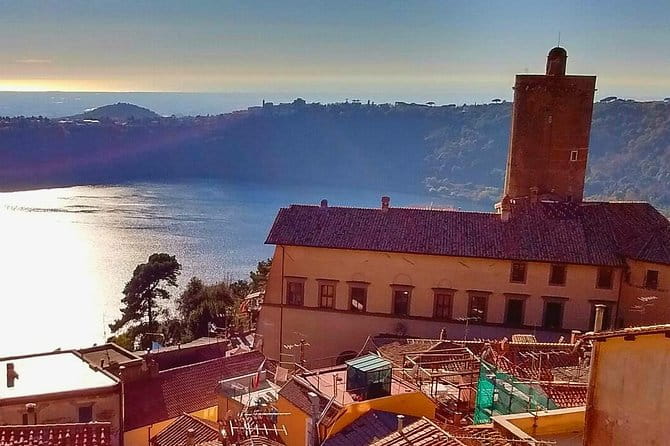 Roman Countryside villages Vespa tour with driver - Nemi: The Enchanting Lake Village