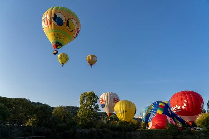 Romantic Hot Air Balloon Flight over Vilnius or Trakai - The Flight Itself: What to Expect