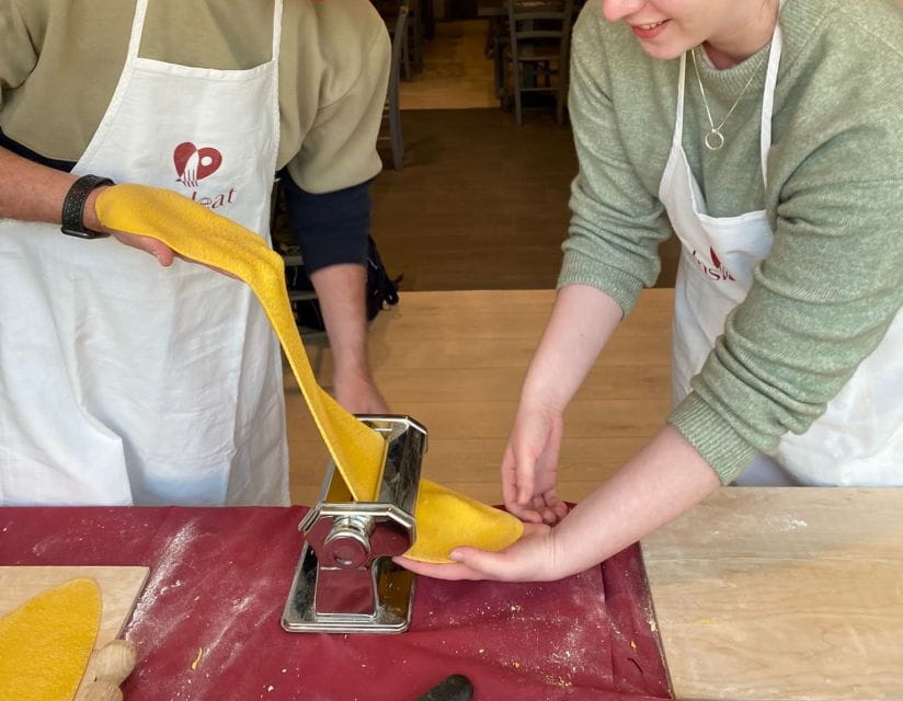 Rome: 1 Hour Pasta Making Class - Entering the Heart of a Roman Cooking Class