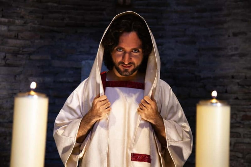 Rome: Catacombs of Saint Callixtus with Concert and Tour - Exploring the Catacombs: What You’ll See and Feel