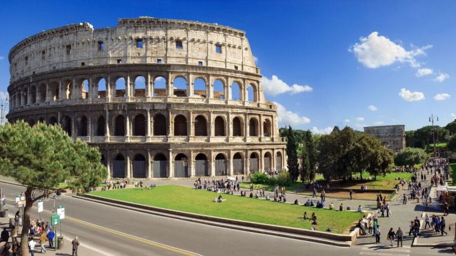 Rome: Explore the Colosseum and Roman Forum, Half-Day Tour - The Good, the Bad, and the Balancing Act