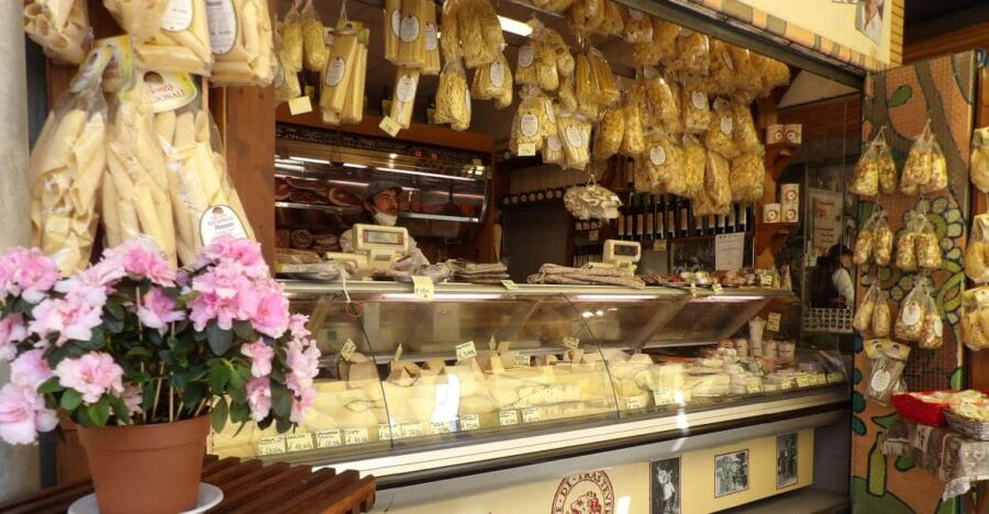 Rome: Guided Walking Tour and River Boat Ride - Cruising Down the Tiber: Views and Vantages