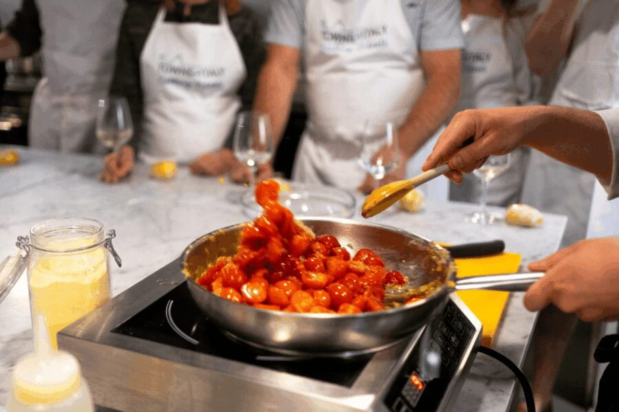 Rome: Hands-On Pasta and Gelato Class in the City Center - What Makes This Class Special?