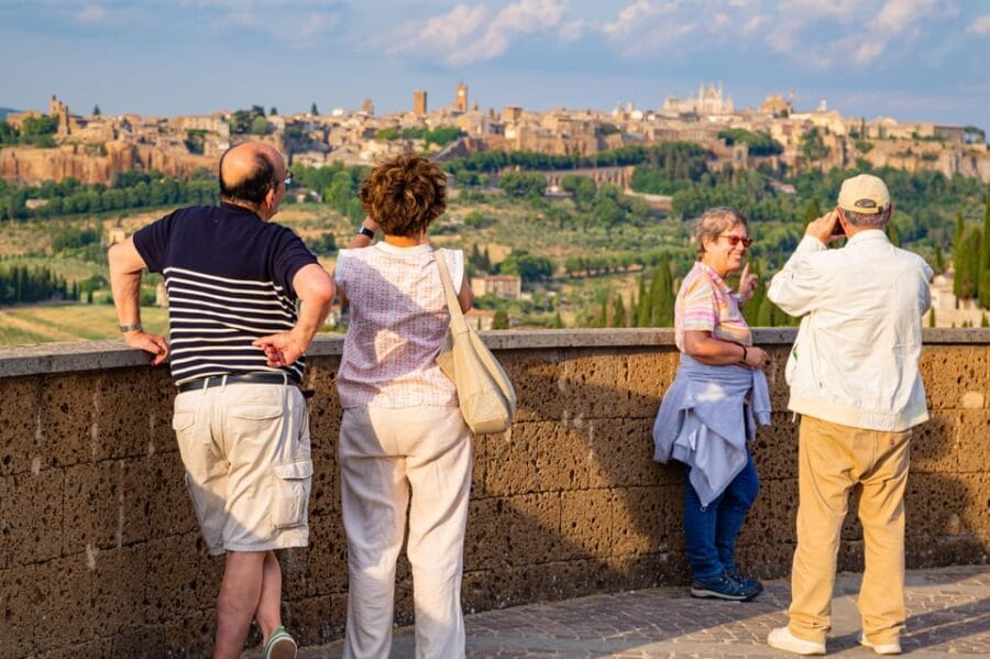 Rome: Orvieto Day Trip with Train Ride, Duomo & Lunch - Logistics, Price, and Value