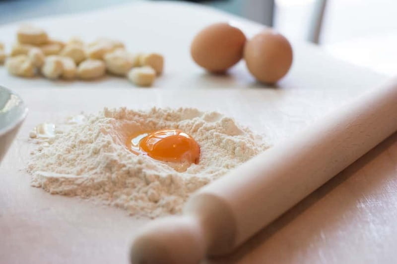 Rome: Pasta, Ravioli, and Tiramisu Cooking Class with Wine - The Culinary Journey: From Dough to Dessert