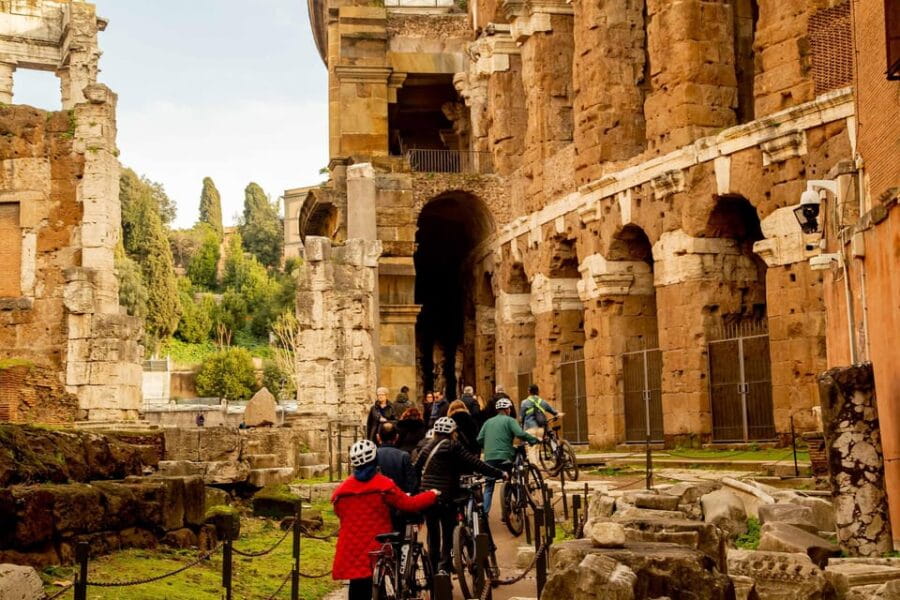 Rome: Rome in One Day E-Bike Tour with Lunch - FAQ