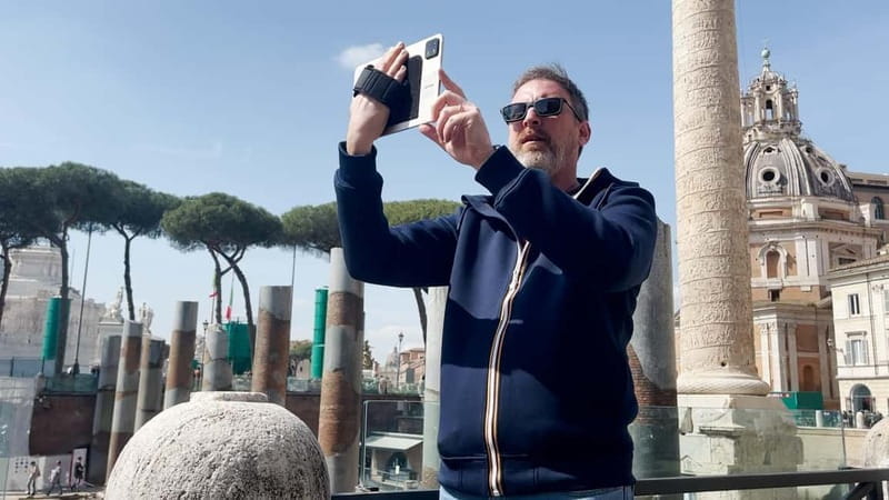 Rome: Tour with 3D Augmented Reality of Imperial Fora - Entering The Colosseum and Other Highlights