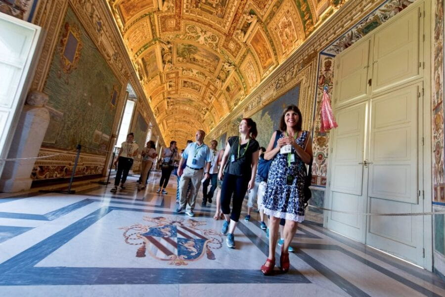 Rome: Vatican City Highlights Tour with Skip-the-Line Entry - Who Should Consider This Tour?