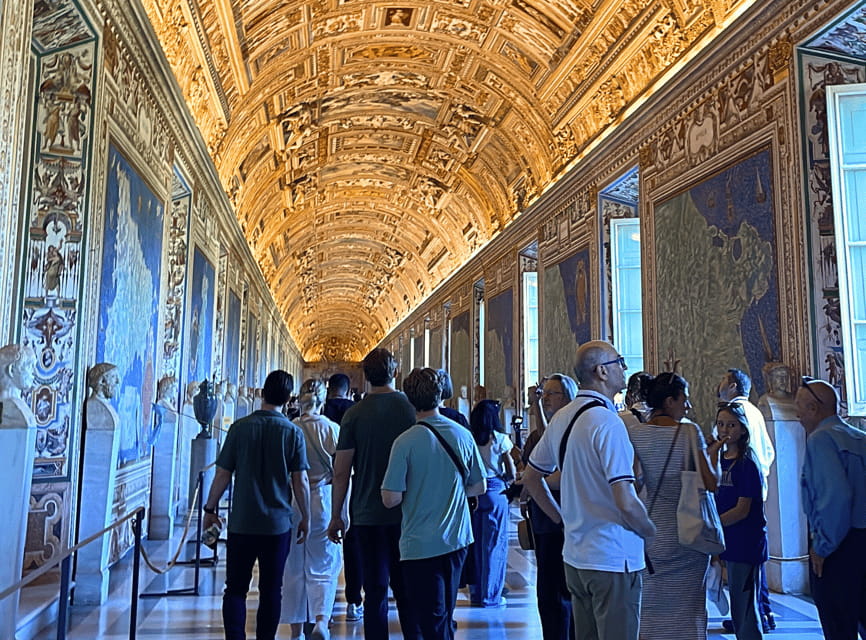 Rome: Vatican Museums Early Morning Private Guided Tour - The Sistine Chapel: A View in Peace and Silence