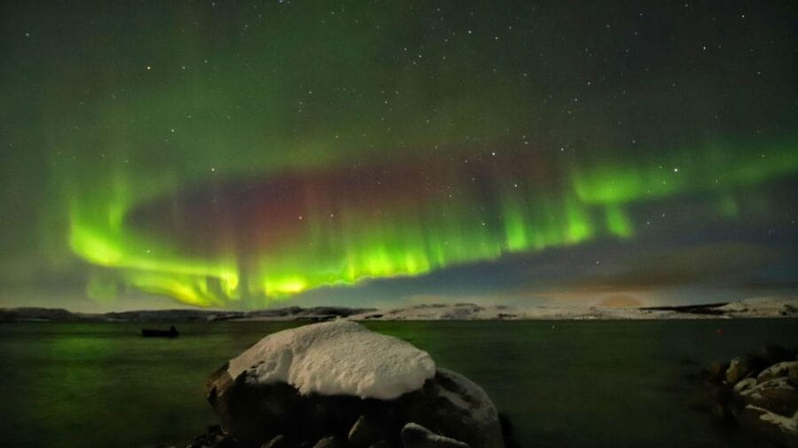 Rovaniemi: Aurora Hunting Tour with Photography by Van - The Photography Experience: Capture Memories