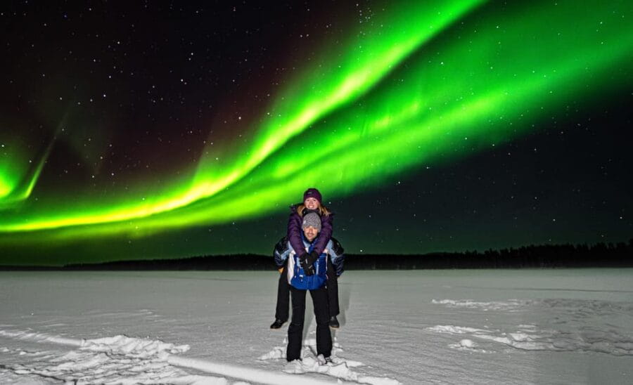 Rovaniemi: Guaranteed Northern Lights Tour with Photos - Entering the Arctic Dream: The Tour Itinerary and Its Value