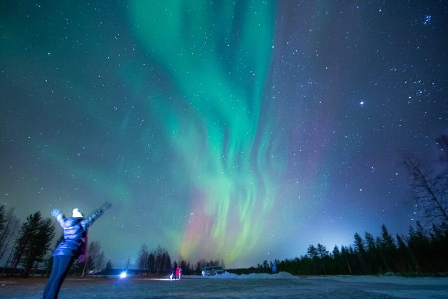 Rovaniemi: Northern Lights Guided Tour with Pro Camera - Frequently Asked Questions