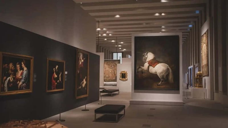 Royal Palace and Royal Collections Gallery Guided Tour - Visiting the Royal Collections Gallery: Art and History Combined