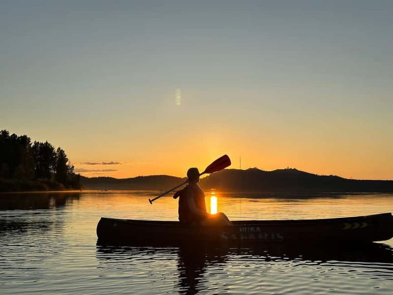 Ruka : Summer evening canoeing on the lake Rukajärvi - Paddling on Rukajärvi: A Peaceful Escape