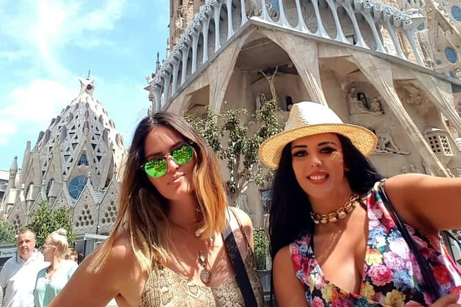 Sagrada Familia Skip The Queue With Audio Guide Tour - Entering La Sagrada Familia: Smooth and Flexible