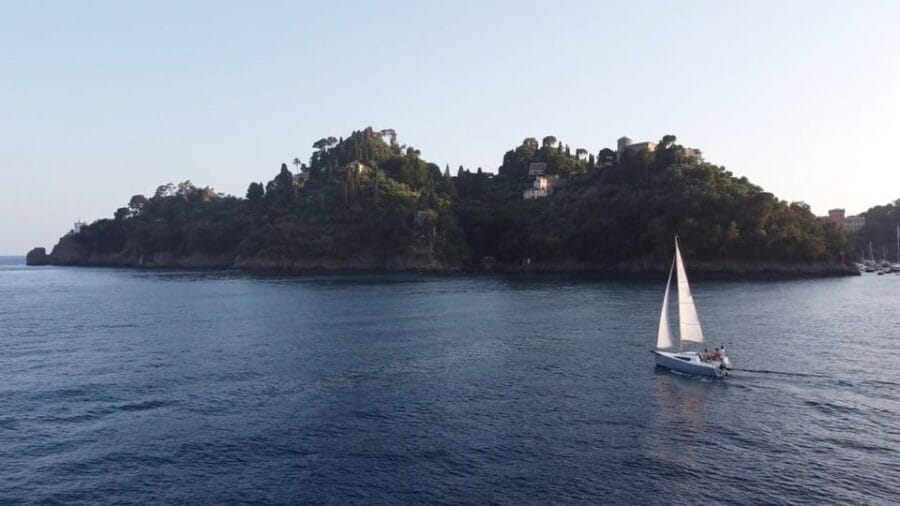 Sail in Tigullio: Learn sailing and discover Portofino with a skipper! - Who This Experience Suits Best