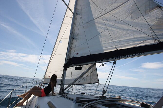 Sailboat ride in Marbella from Puerto Banús - The Sum Up