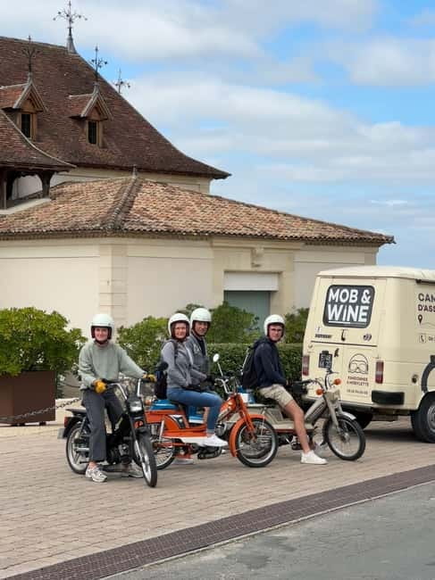 Saint-Emilion: Vintage moped rides and tours - In Summary: The Value of a Vintage Moped Ride in Saint-Émilion