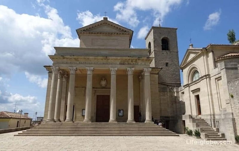 San Marino: Discover the Ancient Land with Transfer - Exploring San Marino’s Historic Center