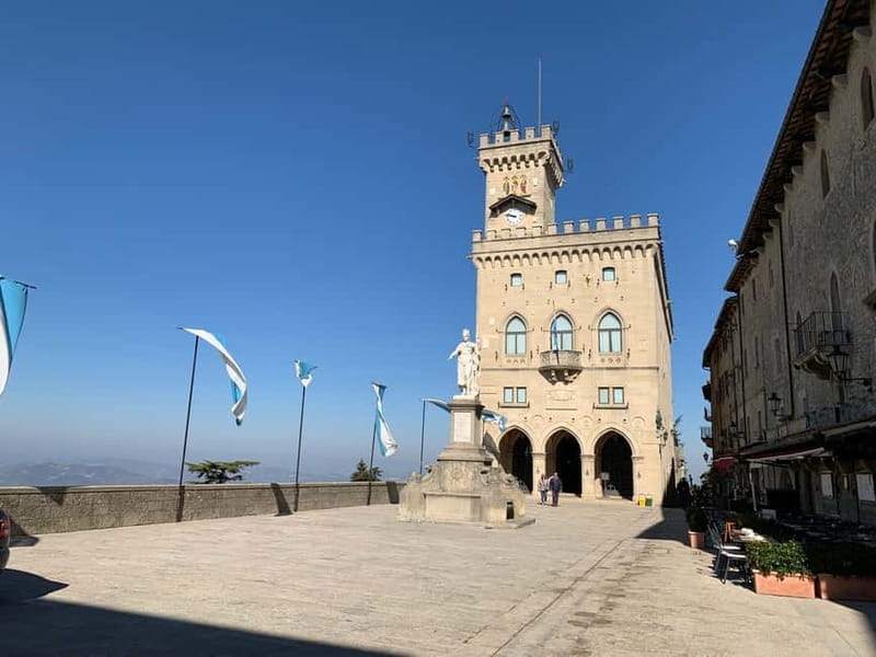 San Marino Historical Center Private Tour with tourist guide - Key Points / Takeaways