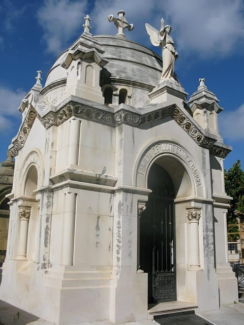 San Miguel Cemetery Tour of Malaga - The Heart of the Experience: What You’ll See and Learn