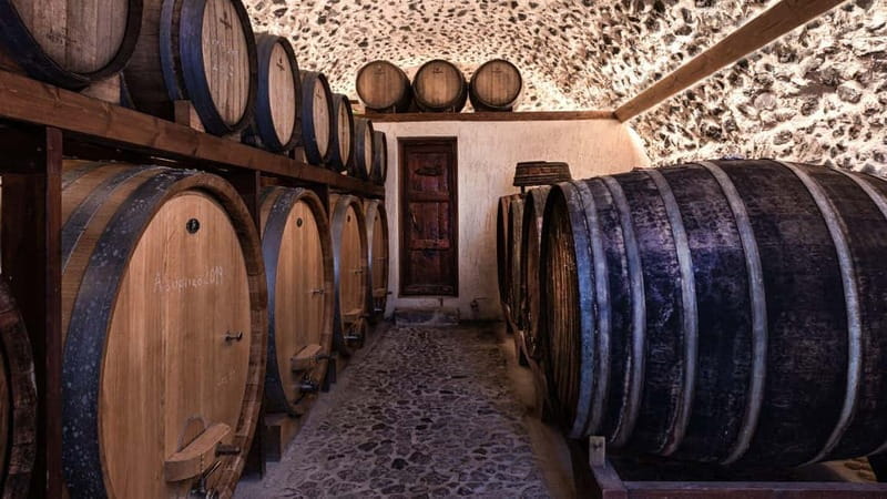 Santorini: A Bit of Everything Tour - Oia: The Iconic Photo Stop