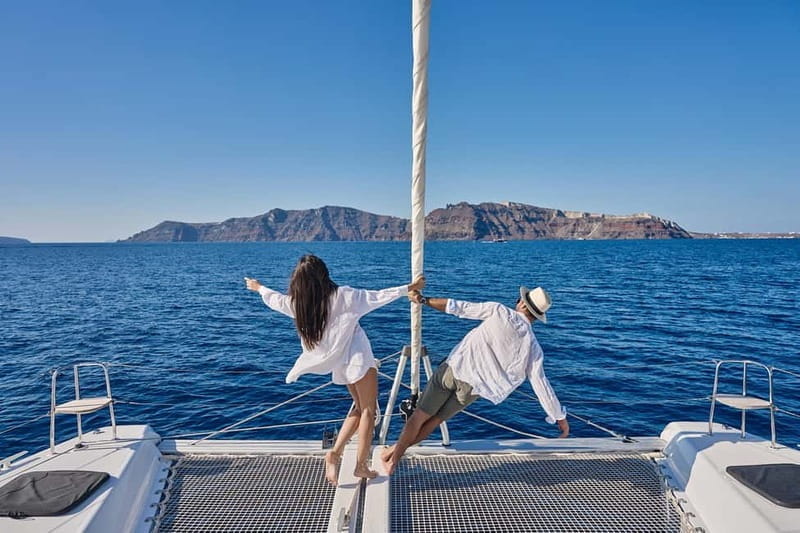 Santorini: Caldera Classic Catamaran Cruise w/ Meal & Drinks - FAQ