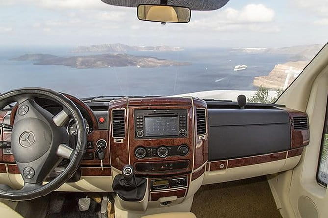 Santorini local private tour for small group - Firostefani and the Blue Dome