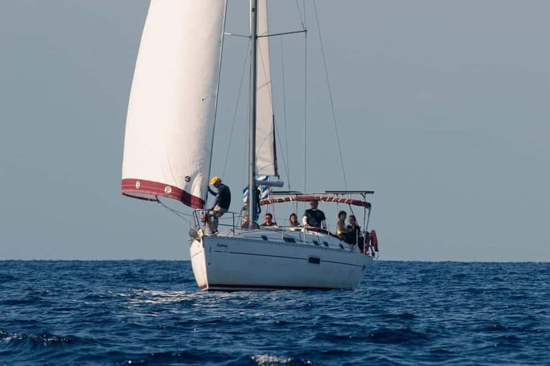 Santorini: Private Sailing Tour with Drinks & Meal Included - Discovering Santorini by Sea: An Unforgettable Experience