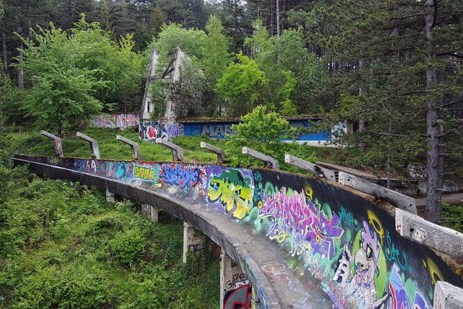 Sarajevo: A City Under Siege - War Tour With Tunnel Museum - Jewish Cemetery Sarajevo – A Place of Contrasts