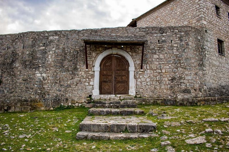 Sarandë: Saint George Monastery Tour - Walking Through the Fortress: History on the Walls