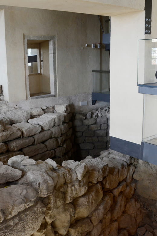 Sardinia: Barumini Nuraghe Tour from Cagliari - The Medieval Twist at Casa Zapata