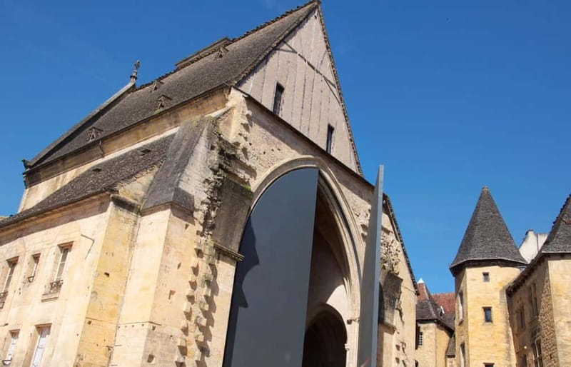 Sarlat: Guided Walking Tour - Who Should Book This Tour?