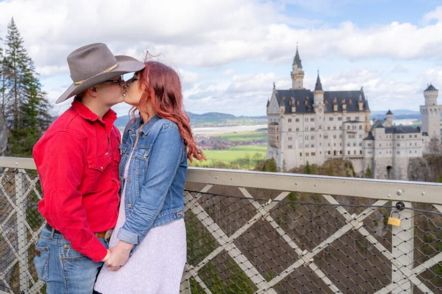 Schwangau: Private Photoshoot at Neuschwanstein Castle - Why Choose a Private Photoshoot at Neuschwanstein?