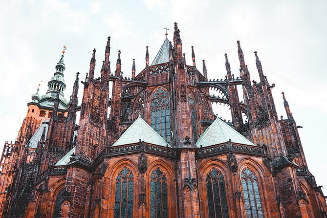 Self-Guided Audio Tour - Prague Castle District - Discovering St. Vitus Cathedral and Its Surroundings