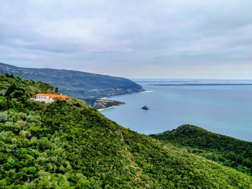 Setúbal: Market, Tiles and Wine (From Lisbon) - Starting the Day: Pickup and First Impressions