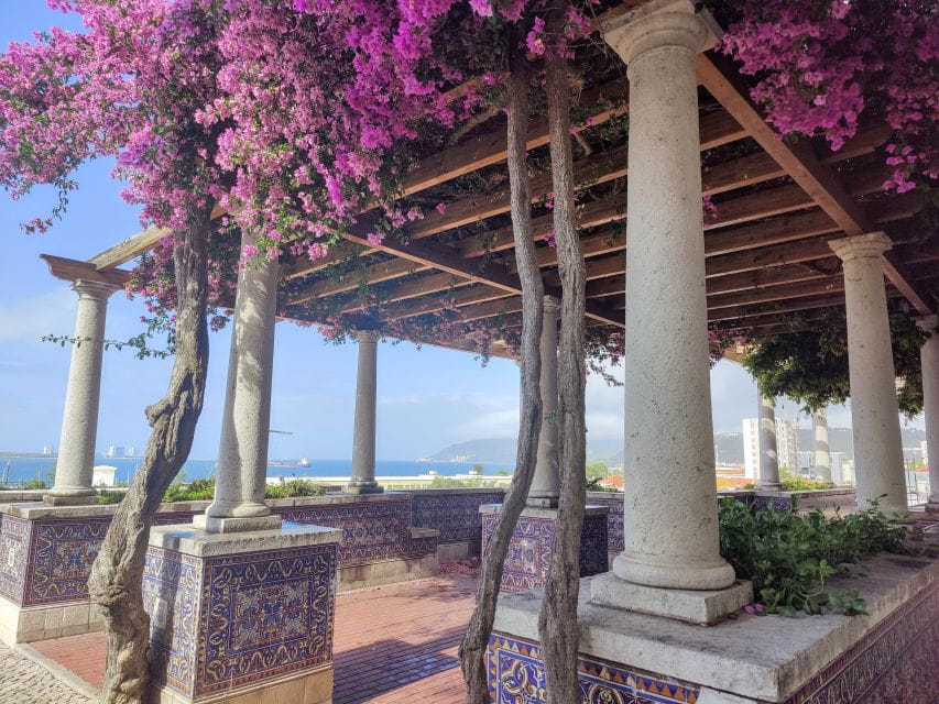 Setúbal Private Walking Tour: Off-the-Beaten-Path Charms - Discovering Religious and Historic Sites