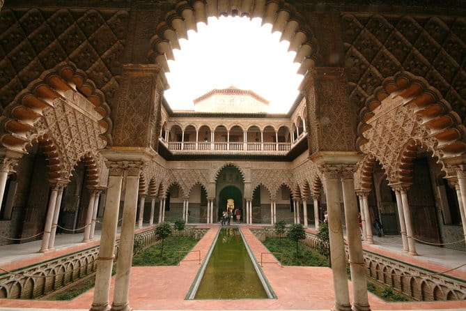 Seville Alcazar, Cathedral and Giralda Skip-The-Line Guided Tour - Who this tour is best for