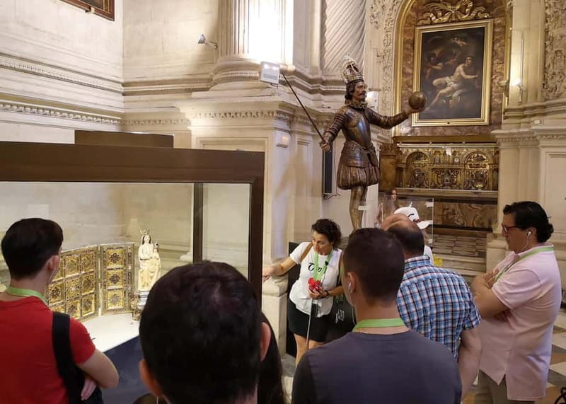 Seville: Cathedral and Giralda Small Group Tour with Tickets - What the Tour Does Well