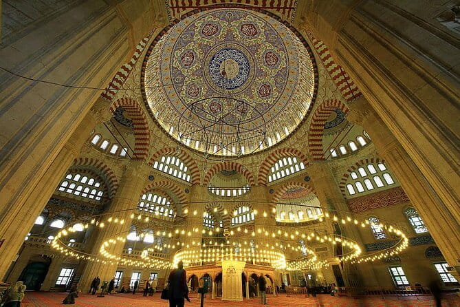 Short Break to the Turkey's Western Gate, Edirne - The Vibrant Atmosphere of Edirne’s Bazaar