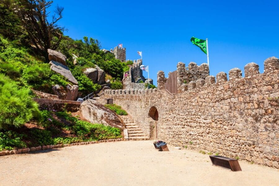 Sintra: Castle of the Moors E-Ticket and Audio Guide - Who Should Consider This Tour?