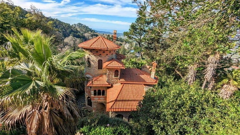 Sintra Hike: Past palaces and hidden paths. - Exploring Sintra on Foot: A Deep Dive into the Experience