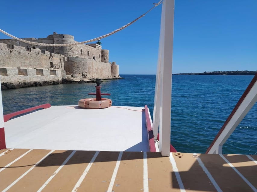 Siracusa: Ortigia and Plemmirio Boat Tour with Drinks - The Itinerary in Detail: From Historic Ports to Natural Beauty