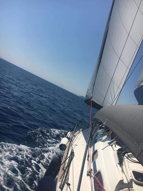 Skiathos: day sailing trip with swim stops and lunch - Who Will Love This Experience?