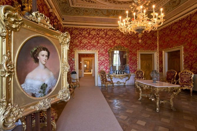 Skip the Line Correr Museum Private Tour - Logistics and Practical Tips